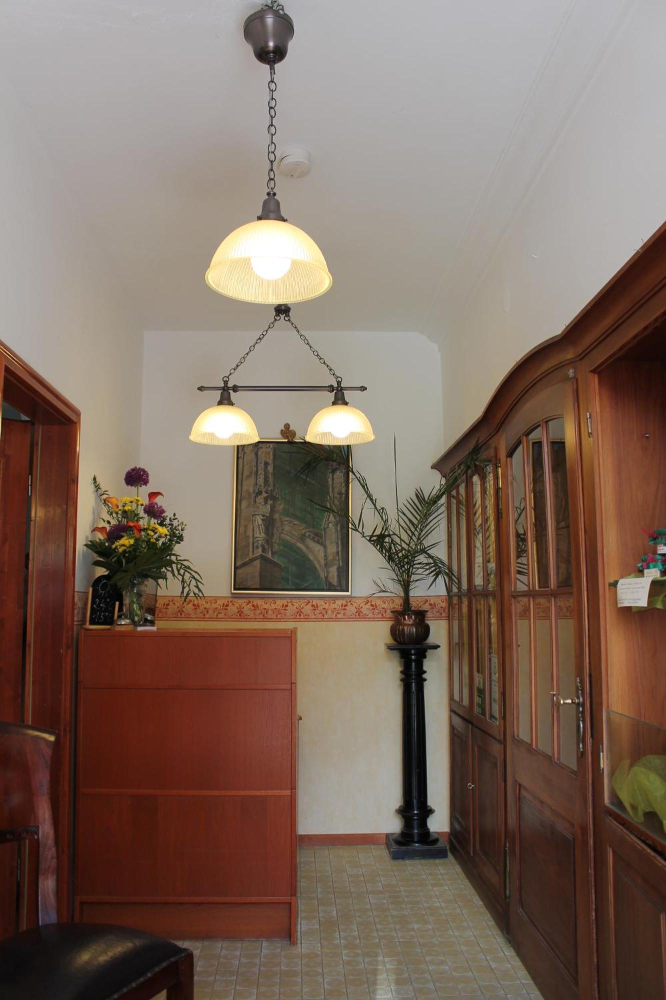 Kreuzerhof Hotel Garni Ротенбург-на-Таубере Экстерьер фото